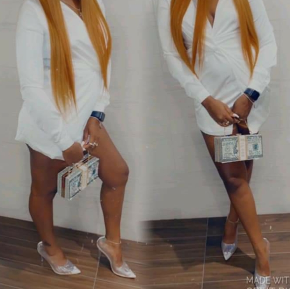 Limited Stack of Money Clutch - Picture 3 of 10